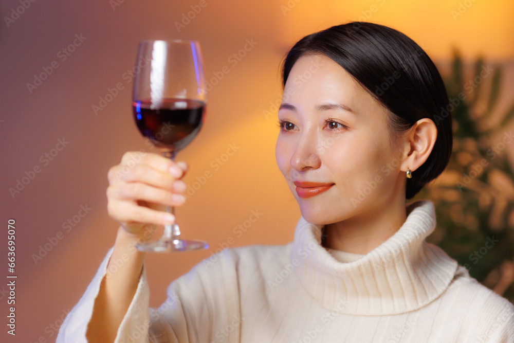 赤ワインと女性 赤ワインと女性