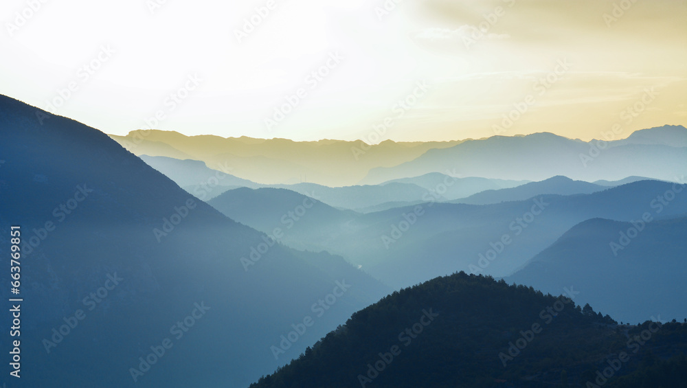 Obraz premium A Magnificent Sunrise View