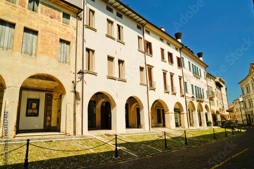 Il centro storico di Conegliano Veneto, in provincia di Treviso. Veneto, Italia © anghifoto