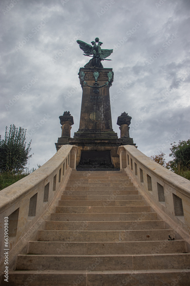 monument to the soldier