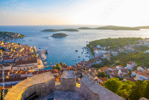 Obraz na płótnie Beautiful view of harbor in Hvar town, Croatia w salonie