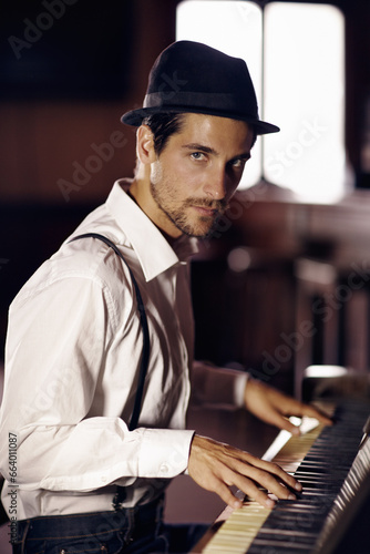 Canvas Print Piano, portrait or man in club for music, performance or entertainment with talent or freedom