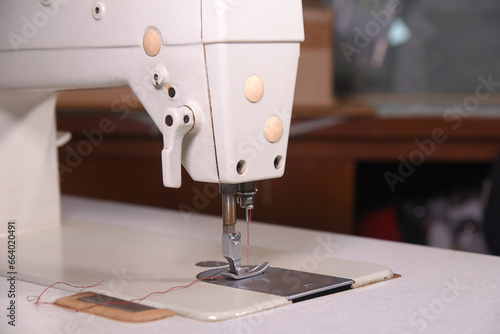 industrial sewing machine fashion clothing maquina mecanica eletrica sew fabric photo