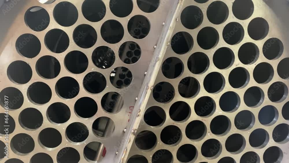 Vidéo Stock Condenser, evaporator, heat exchanger, inside tube pattern