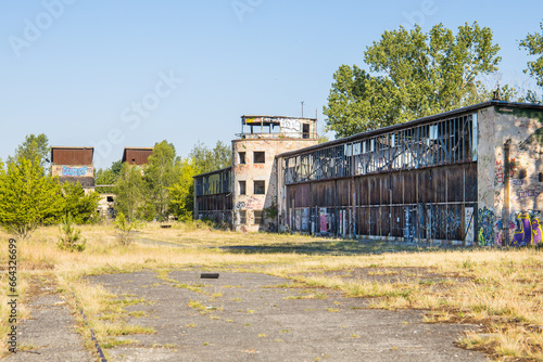 Fotografija Historic airfield ruins in Rangsdorf in Brandenburg, Germany