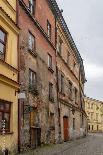 Fototapeta Naklejka Na Ścianę i Meble -  old houses in the old town country
