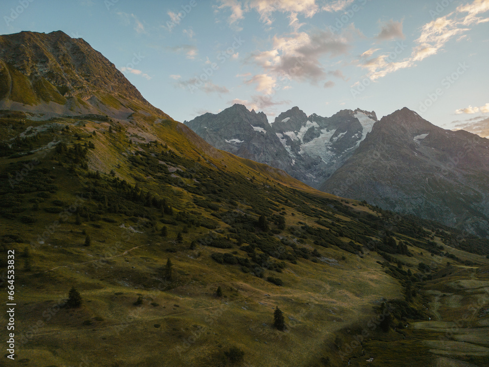 Fototapeta premium Visita rápida a los alpes franceses 