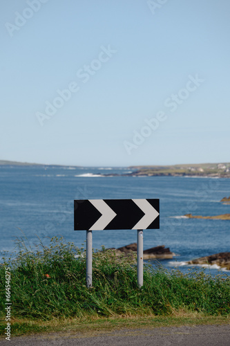 Chevron sign on coastal bend