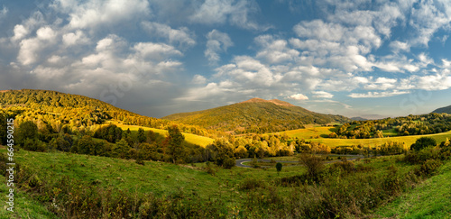 Fototapeta Naklejka Na Ścianę i Meble -  Polonina Wetlinska, Bieszczady mountain, Bieszczady National Park, Poland.