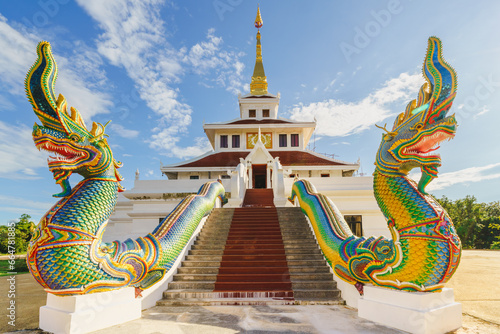 thai temple © pichet