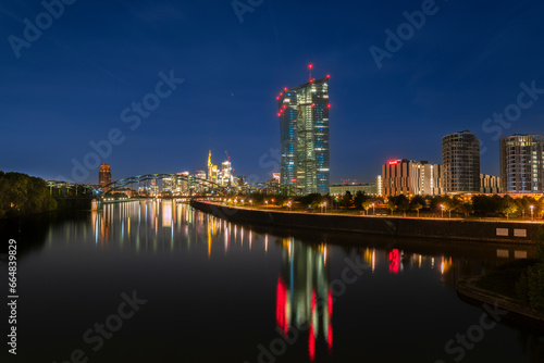 Skyline Frankfurts im Oktober 2023 photo