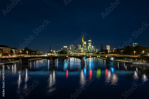 Skyline Frankfurts im Oktober 2023