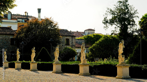 La cinta muraria de Castello Carrarese, cuore della cittadina di Este. Padova. Italia photo