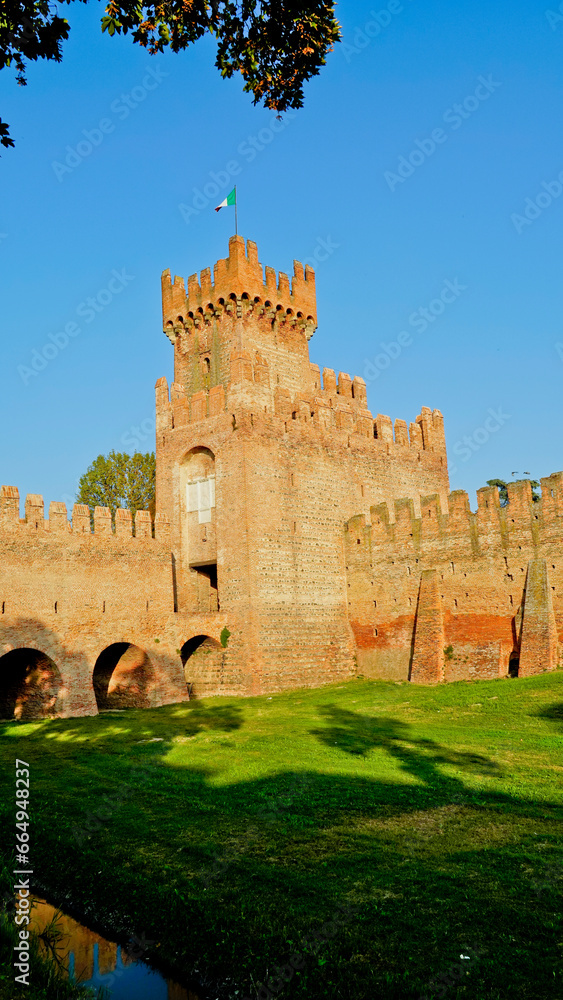 Rocca degli Alberi e cinta muraria di Montagnana,Padova. Italia