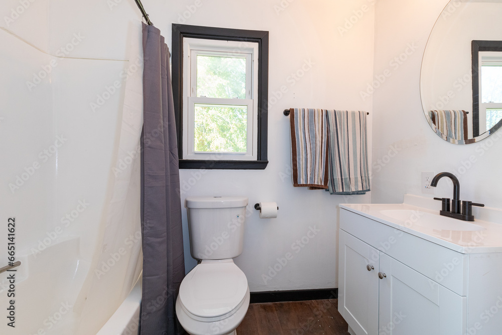 bathroom bathroom