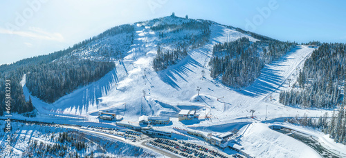 Vászonkép Neuschnee, Sonne und blauer Himmel, perfekte Bedinungen zum Skifahren im Arberla