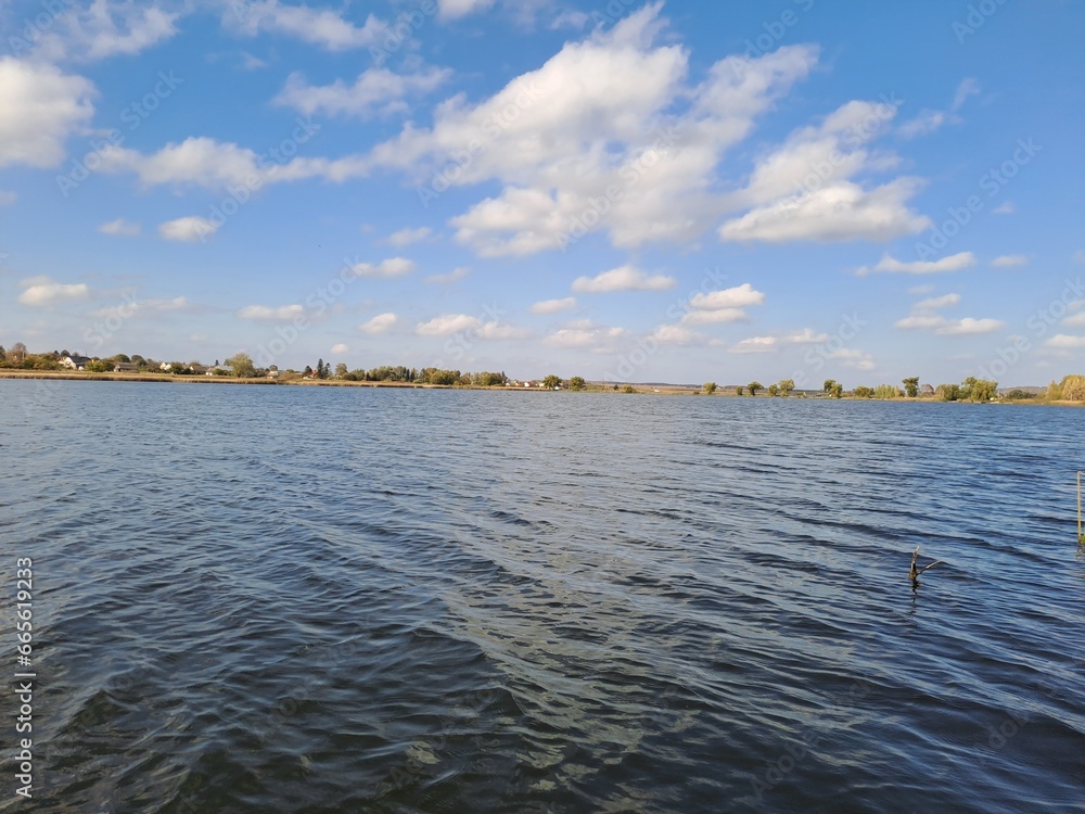 Obraz premium river and sky