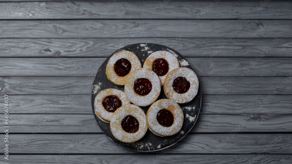 ox eyes or girelle with jam - typical Sardinian Easter sweets
ox eyes or girelle with jam - typical Sardinian Easter sweets