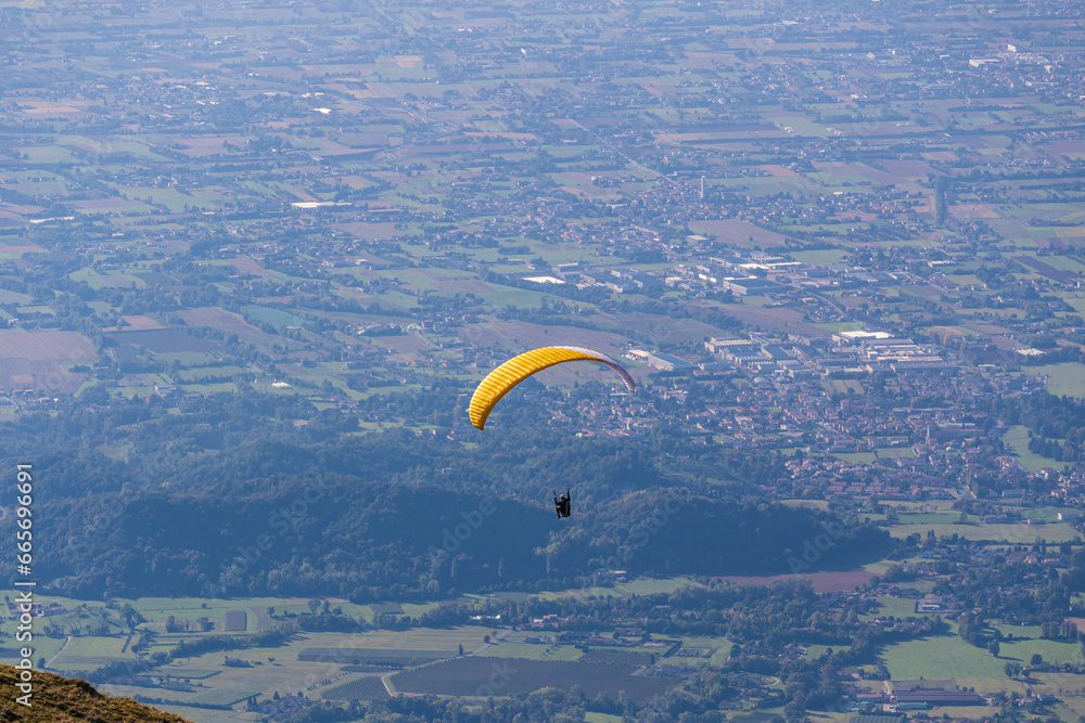 Paragliding in Mount Grappa