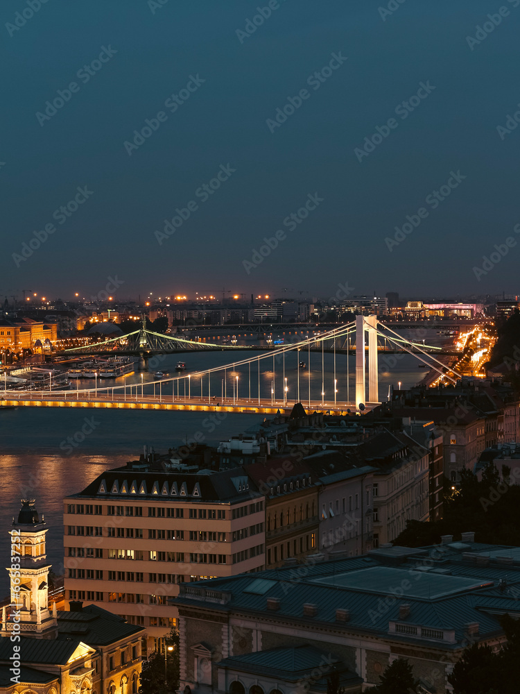 Obraz premium city by night