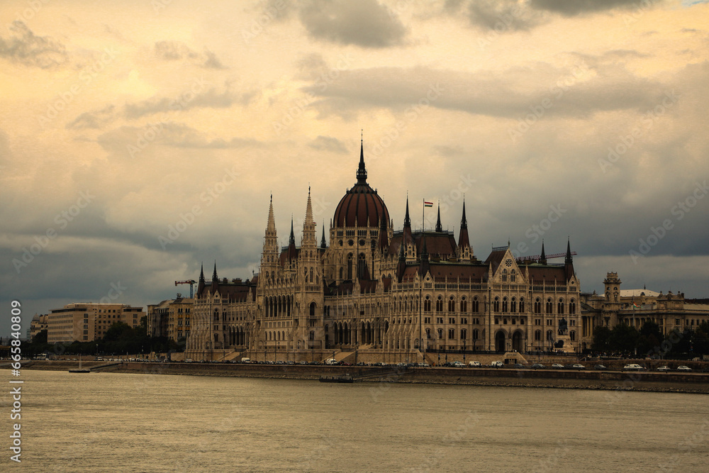 Fototapeta premium hungarian parliament