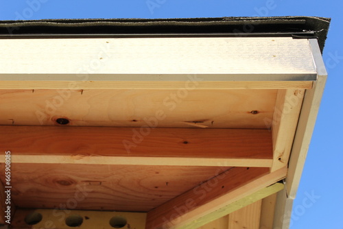 Fotografi Eave and fascia prior to installation of gutters