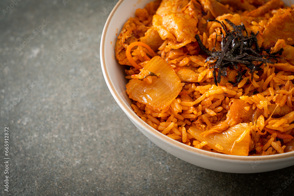 Fototapeta premium kimchi fried rice with pork sliced