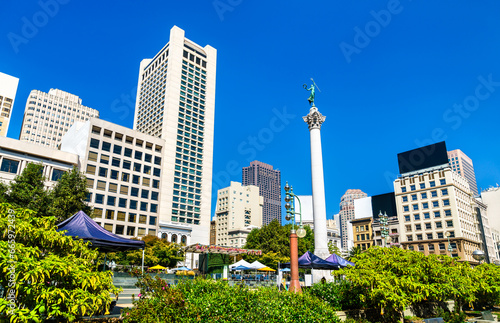 Dewey Monument, a victory column on Union Square in San Francisco - California, United States photo