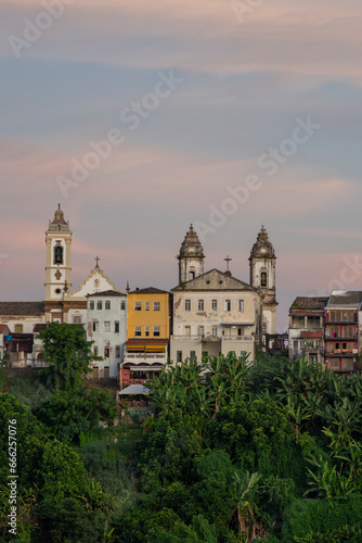 Casas coloridas no centro histórico de Salvador