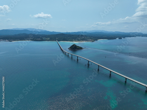 Wallpaper Mural 山口県下関市　角島大橋 Torontodigital.ca