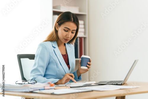 Attractive female asian people average external auditor salary, asian financial professional deep in analysis, visual representation of external auditor average salary, emphasizing industry norms.