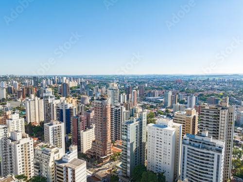 Imagem aérea do bairro Cambuí em Campinas, São Paulo. Brasil.  © Paulo