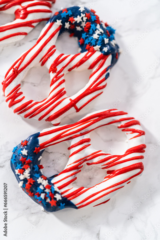 Obraz premium Red White and Blue Chocolate Covered Pretzel Twists