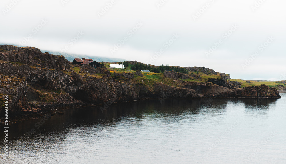 Maison isolée en Islande
