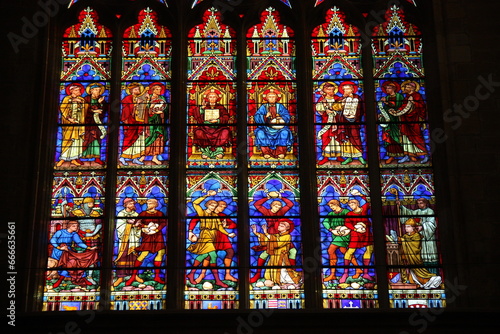 Vitraux de la cathédrale à Dijon en Bourgogne. France