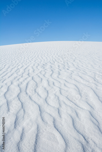 white sand dune in new mexico