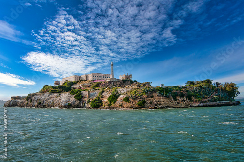 Canvas Print A scenic view of Alcatraz Island from the ferry in San Francisco Bay