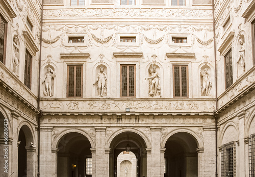 Canvas Print Inner courtyard of the Spada palace, Rome