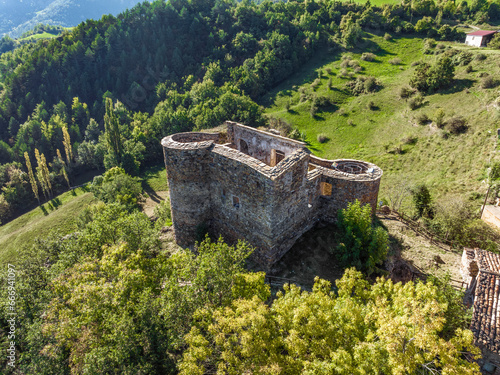 Aerial view of the Castarne castle photo