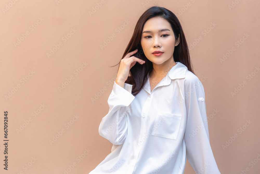 Elegance in Simplicity, A Modern Day Portrait Elegance in Simplicity, A Modern Day Portrait