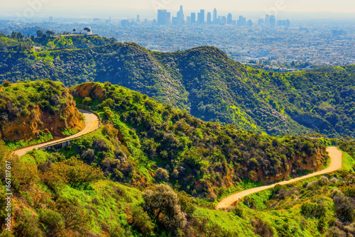 Slika na platnu Hiking the Hollywood Hills: Griffith Observatory and Los Angeles