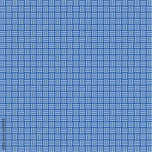 Patrón geométrico de líneas azul verticales y horizontales con transparencia sobre un fondo azul claro.