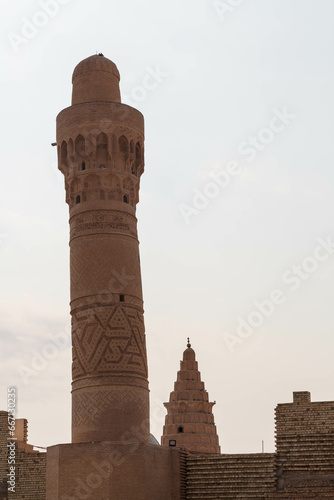 Canvas-taulu Exterior view to prophet Ezekiels Tomb at Al Kifl, Hilla, Iraq