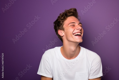 happy guy in a white shirt on a purple background. generative ai. © Уляна Боднар