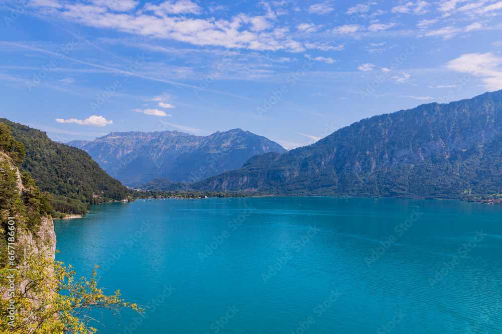 Le Lac de Thoune en Suisse