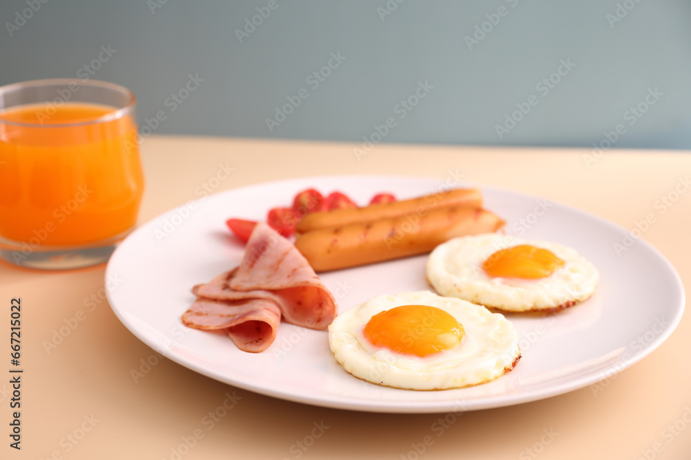 breakfast egg fried ham and sausage breakfast in studio shooting breakfast egg fried ham and sausage breakfast in studio shooting
