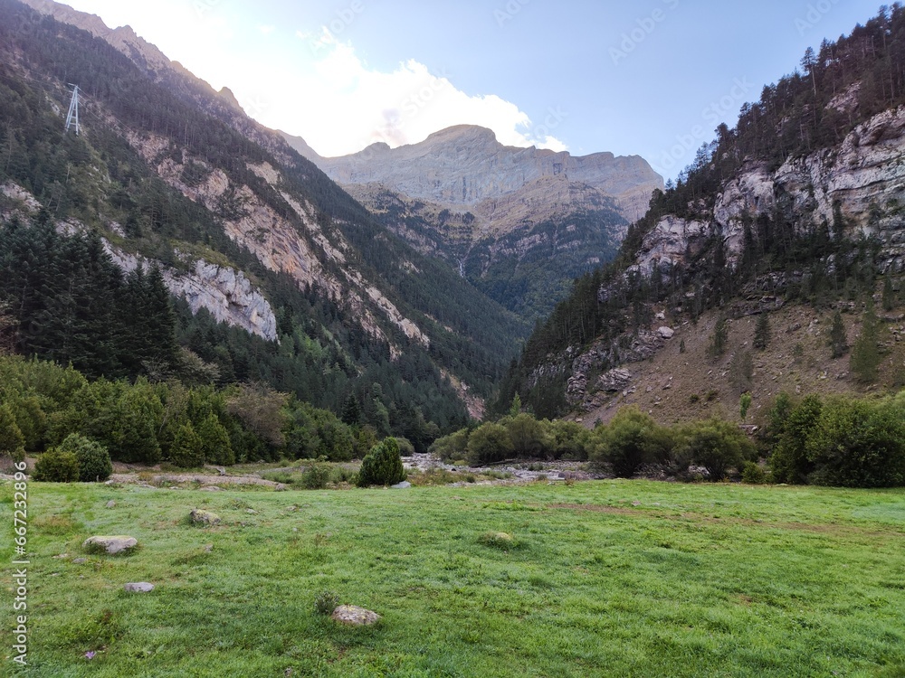 Valley de Bujaruelo.Pyreenes.Spain
