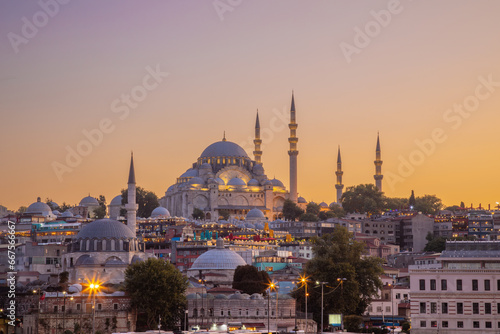 Sunset view of the Suleymaniye Mosque in Eminönü, Istanbul.
