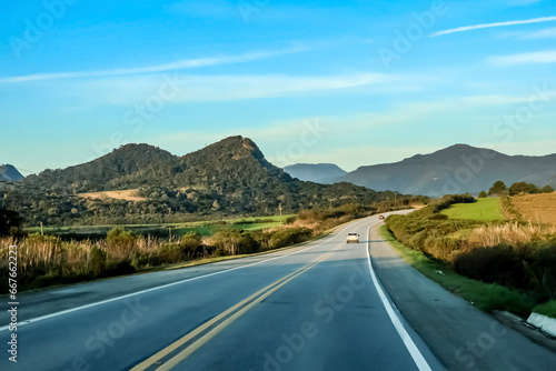 road to the mountains © Minhoca Films