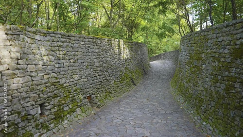 軽井沢 石の教会の風景動画